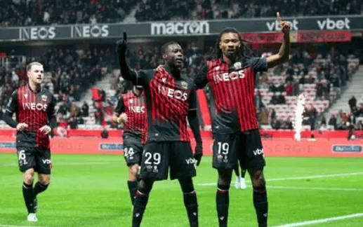 关于法甲窗口期走向成谜，波尔图内部沟通，压力陡增，轮换策略成焦点的信息