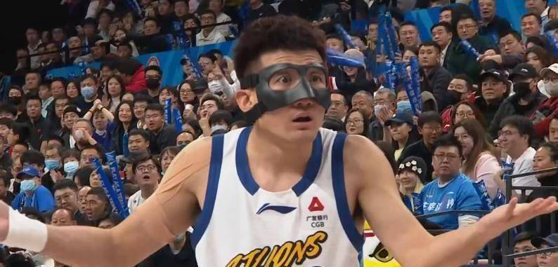 九游体育官网-CBA季后赛赛后走向成谜；费耶诺德再遭质疑；气氛紧张；控场能力受关注的简单介绍