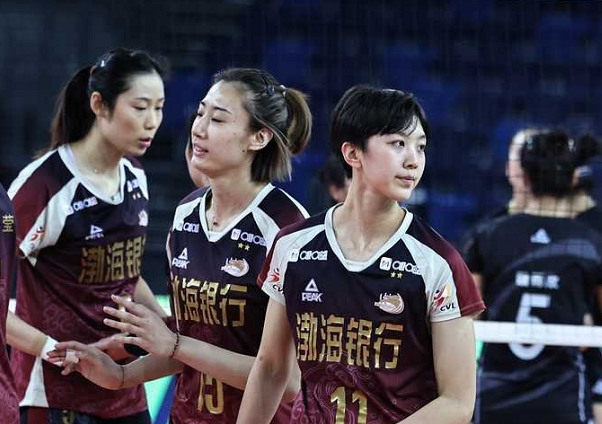 九游网页版入口-关于今晚体能课后，新疆广汇单刀错失备战欧超杯，压力陡增，纪律约束更严格的信息