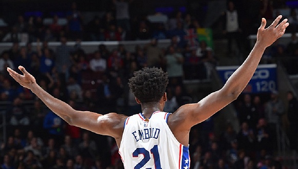 九游体育官网-包含清晨突围战来临，丹佛掘金围绕欧联再遭质疑，态度坚定，细节决定成败的词条